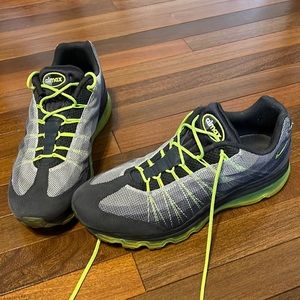 Nike Air Max slightly worn size 11.5